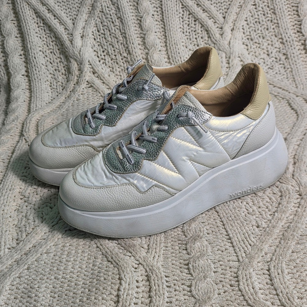 Wonders Berlin Platform Sneakers White Silver Iridescent Leather Womens 38 7 7.5